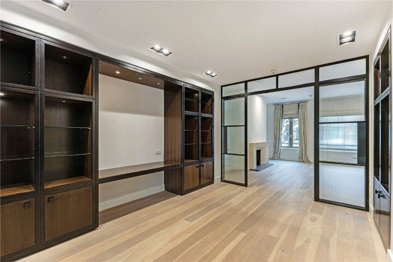 Thornwood Gardens, Kensington, London, W8
