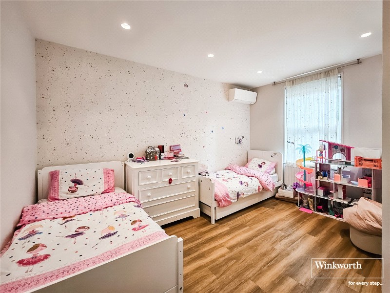 Egerton Gardens, Hendon, London, NW4