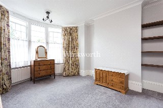 Riverway, Palmers Green, N13