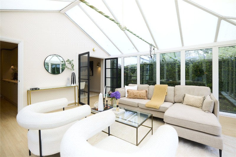 Tollington Place, London, N4