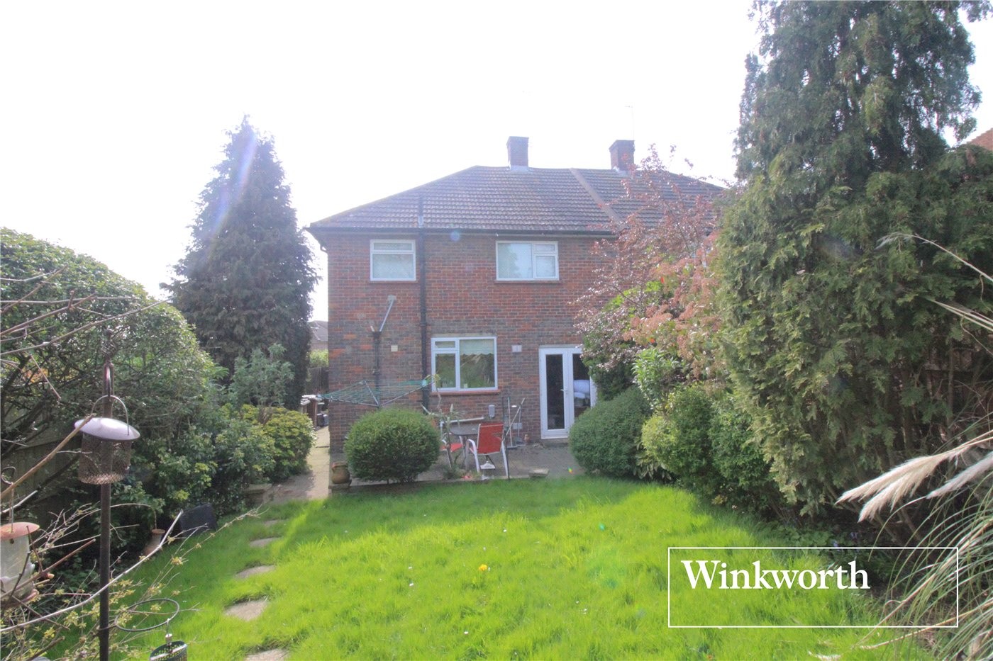 3 bedroom property for sale in Stanborough Avenue, Borehamwood