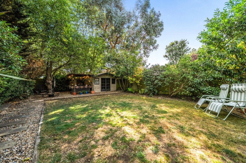 Sunderland Road, London, SE23