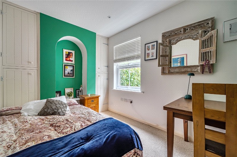 Hamlash Lane, Frensham, Farnham, Surrey, GU10