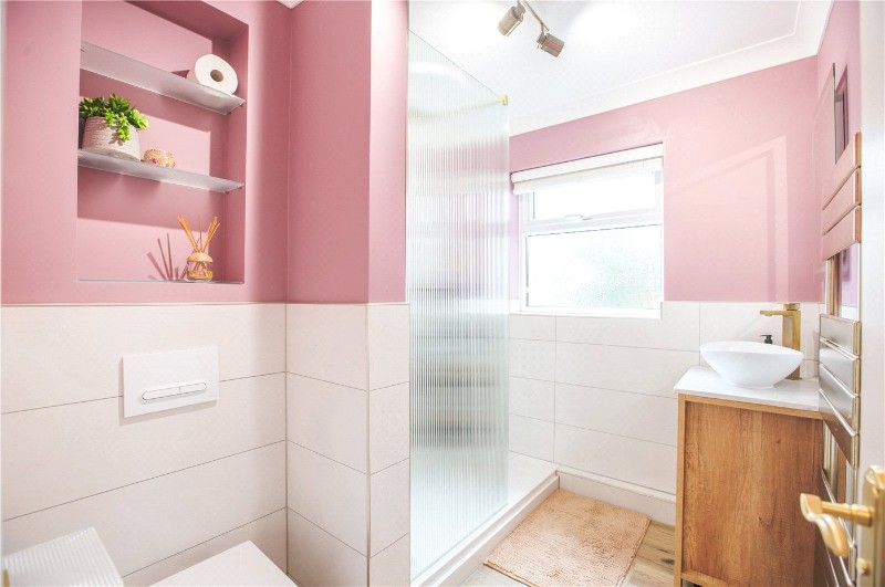Canvey Road, Leigh-on-Sea, Essex, SS9