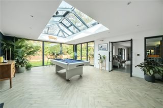 Latchwood Lane, Lower Bourne, Farnham, Surrey, GU10
