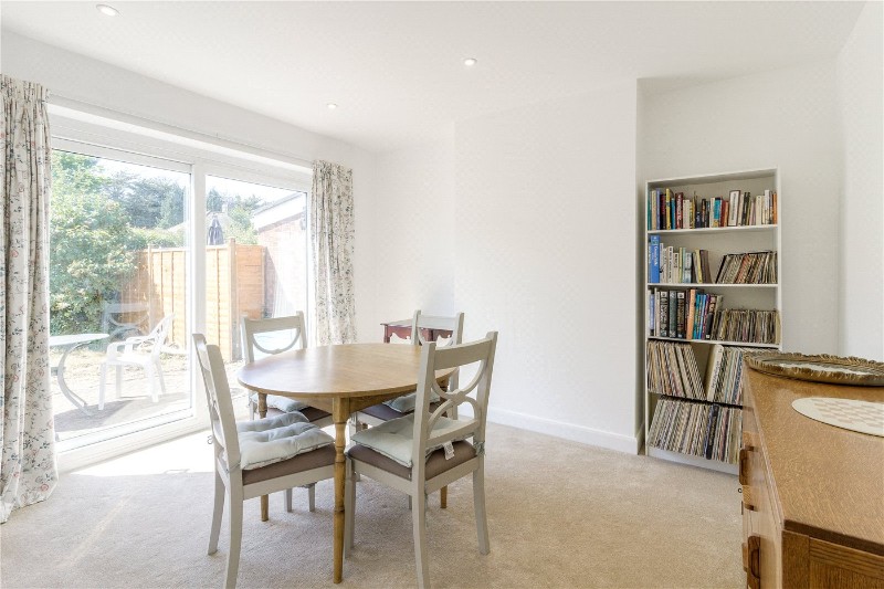 Oaklands Drive, Northampton, NN3