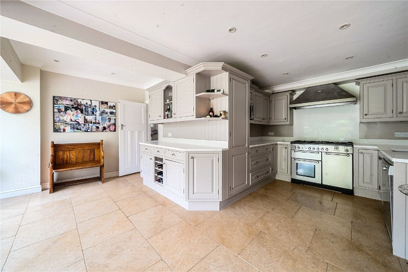 Broomleaf Road, Farnham, Surrey, GU9