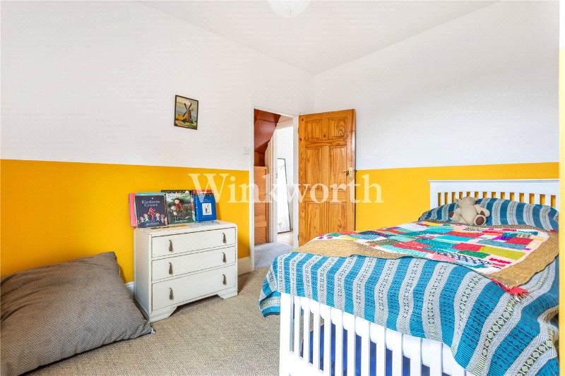 Warwick Gardens, London, N4