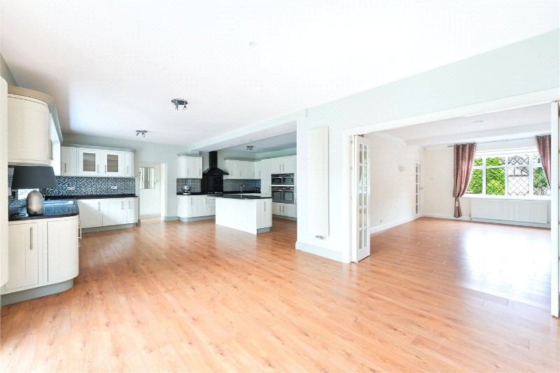 Woodmansterne Lane, Banstead, Surrey, SM7