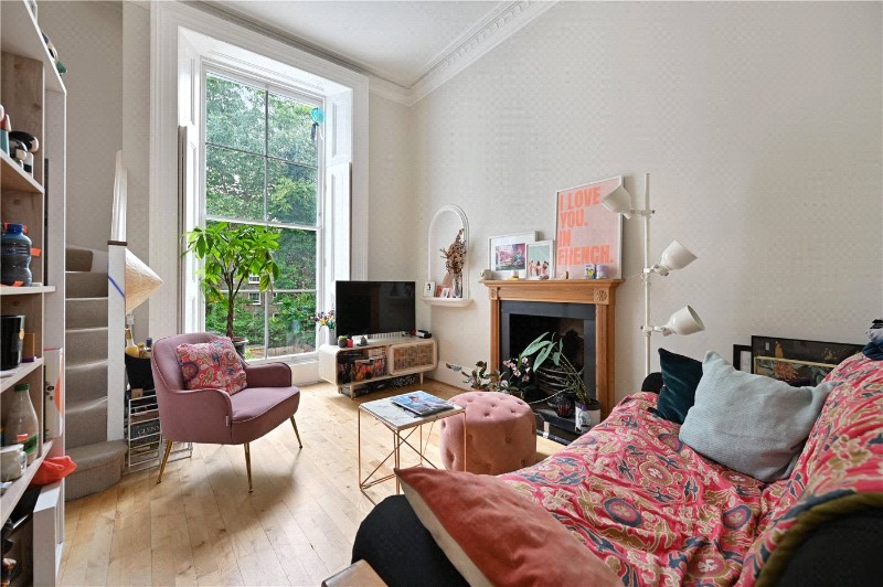 St. Stephens Gardens, London, W2