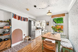 Thayers Farm Road, Beckenham, BR3