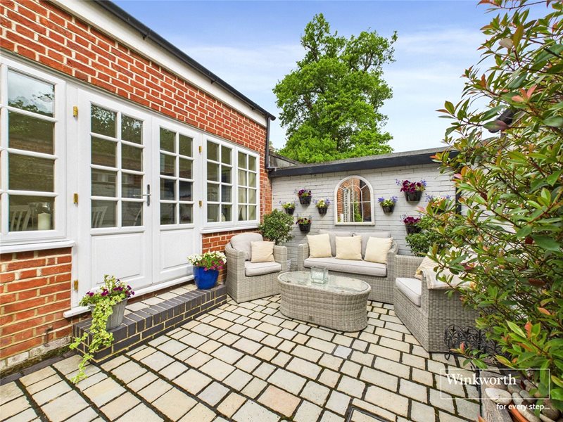 Calcot Court, Calcot, Reading, Berkshire, RG31