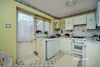 Cotswold Way, Worcester Park, KT4