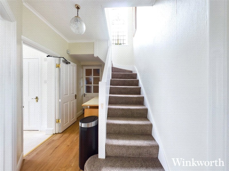 Cleveley Crescent, London, W5
