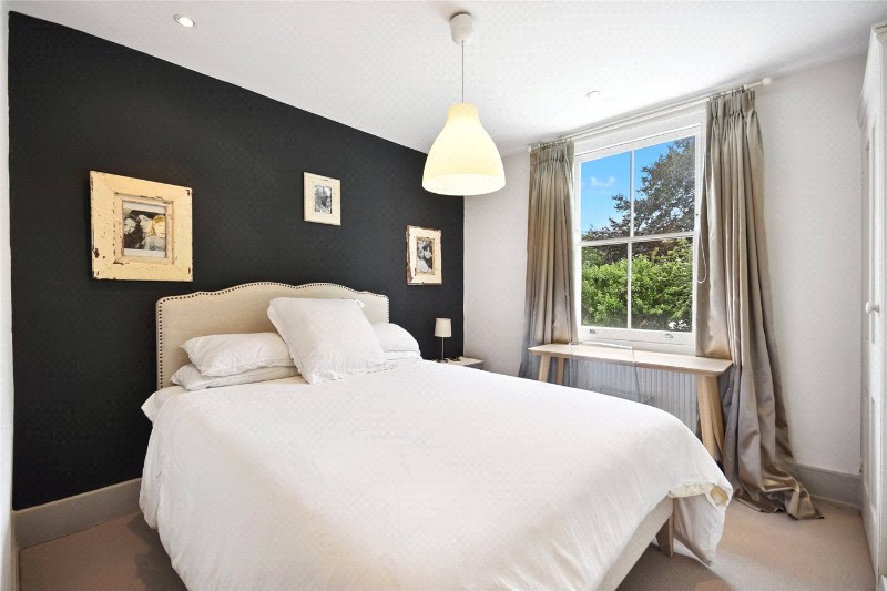 Arminger Road, London, W12