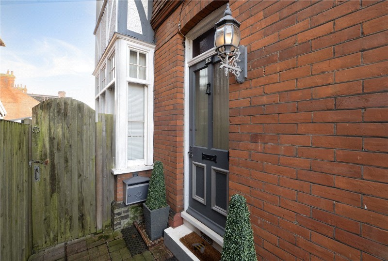 Jemmett Road, Ashford, Kent, TN23