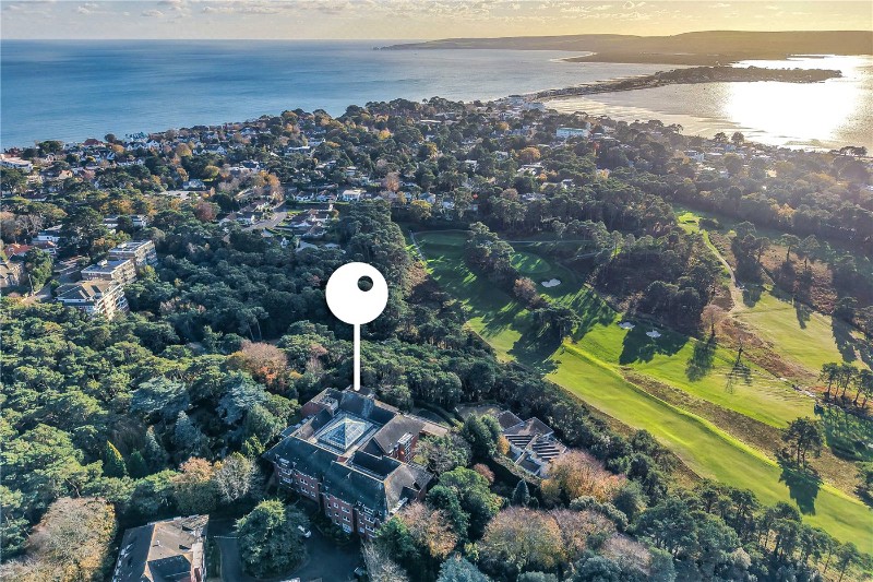 Canford Cliffs Road, Canford Cliffs, Poole, BH13