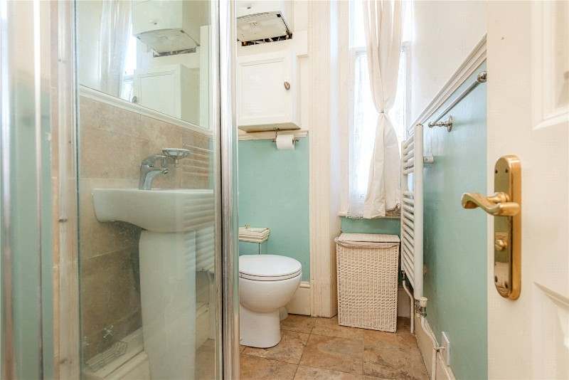 Blenheim Crescent, London, W11