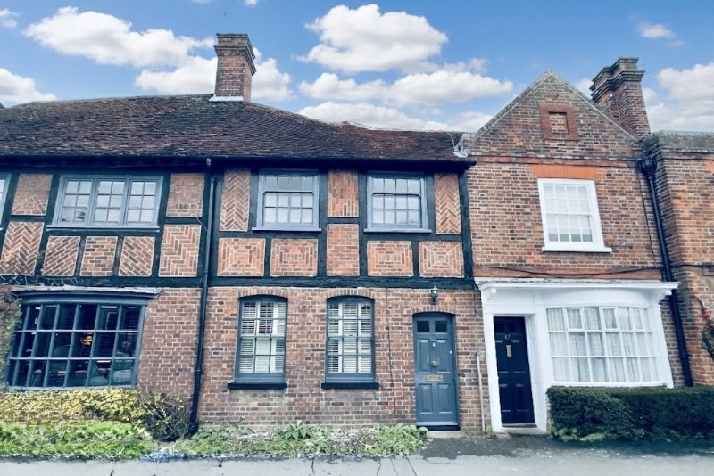 Wycombe End, Beaconsfield, HP9