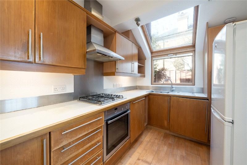 Gwendolen Avenue, London, SW15