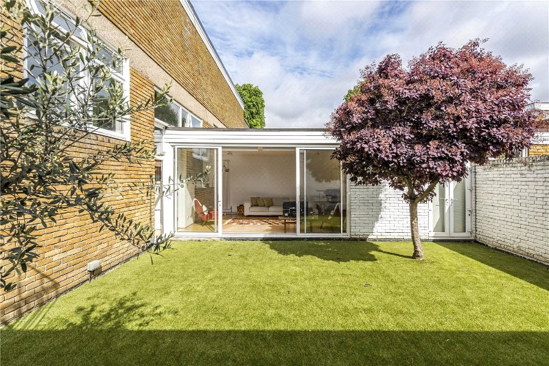 Cherry Laurel Walk, London, SW2
