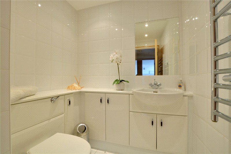 Greenfell Mansions, Glaisher Street, Greenwich, London, SE8