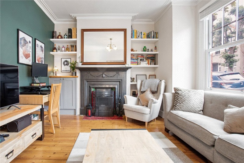 Idlecombe Road, London, SW17