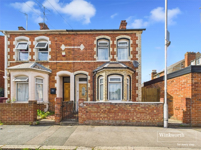 Baker Street, Reading, Berkshire, RG1