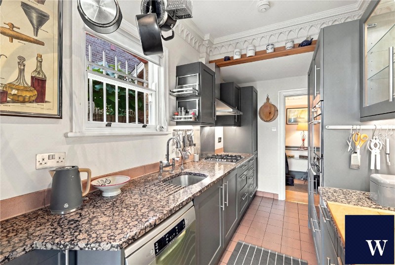Southwood Lane, London, N6