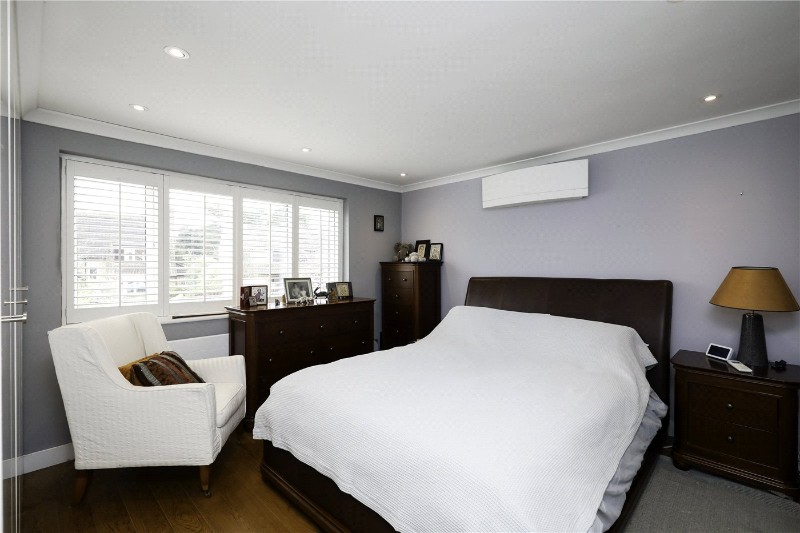 Hazelwood Close, London, W5
