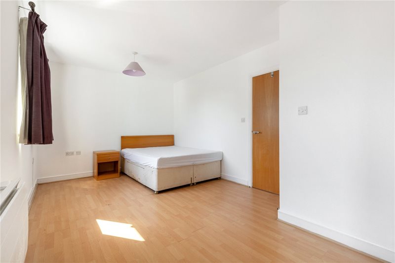Morton Close, London, E1