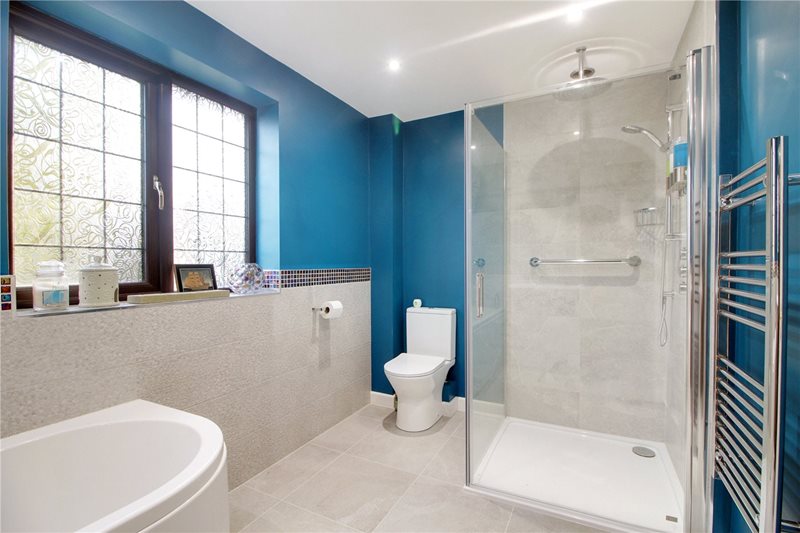 Ferry Road, Surlingham, Norwich, Norfolk, NR14