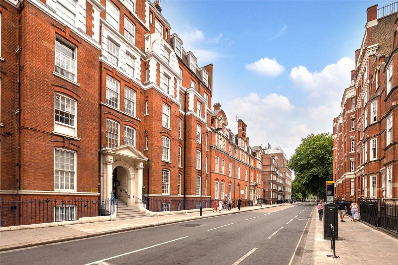 Hunter Street, London, WC1N