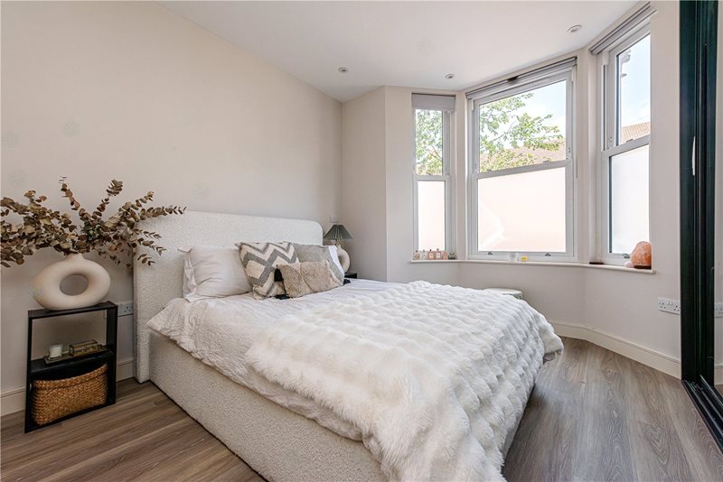 Purves Road, London, NW10