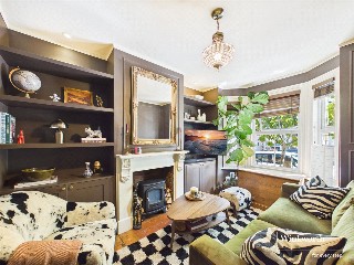 Henry Street, Reading, Berkshire, RG1
