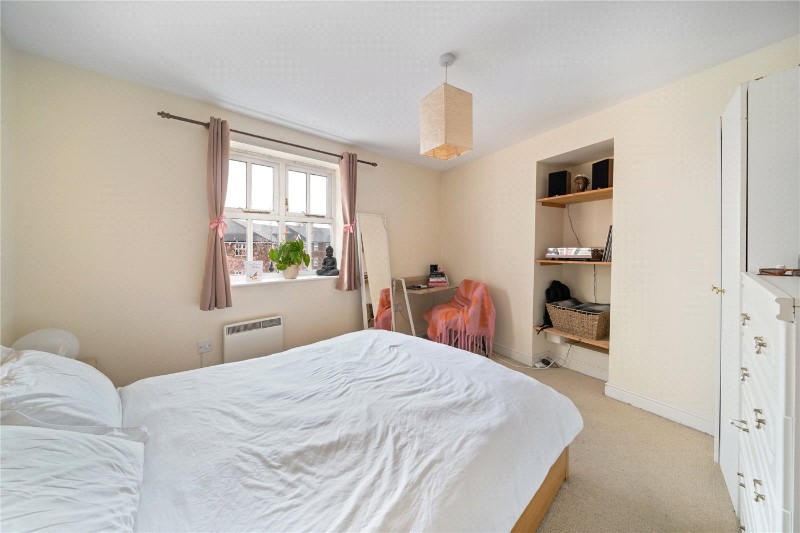 Macmillan Way, London, SW17