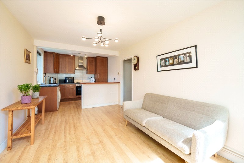 St. Thomas Road, London, W4