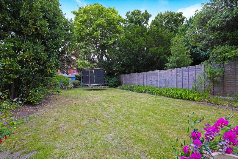 Rosemont Road, London, W3