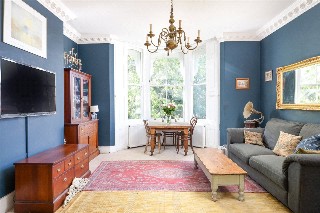 Alton Road, London, SW15