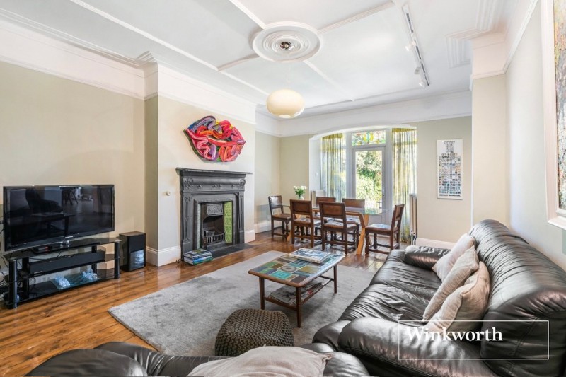 Etchingham Park Road, Finchley, London, N3