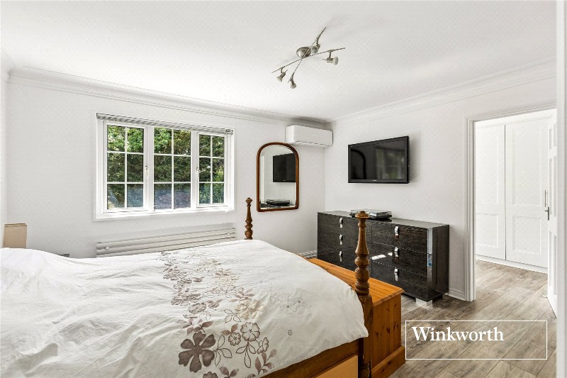 Rockways, Arkley, EN5