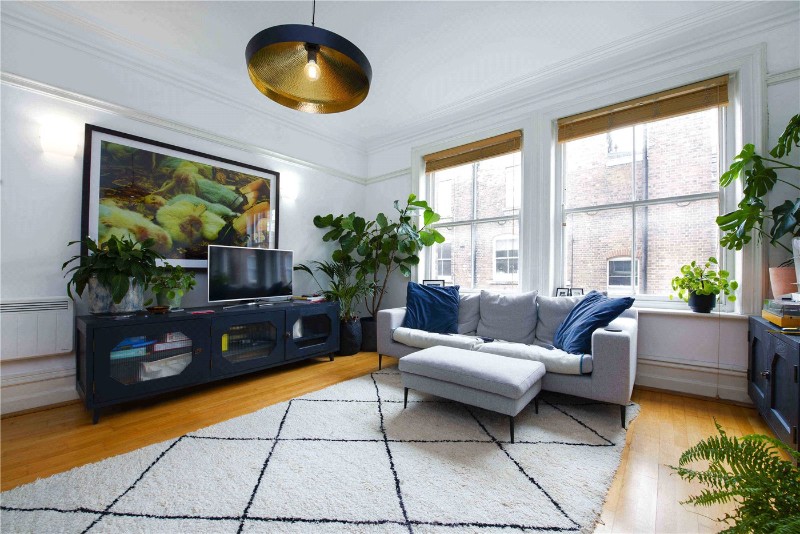 Bedford Avenue, London, WC1B