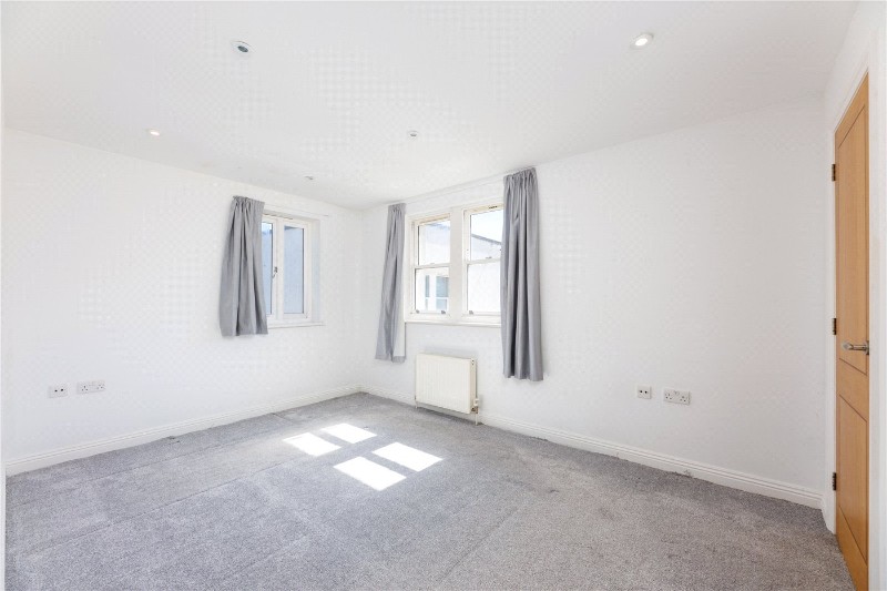 Worton Road, Isleworth, TW7