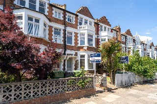 Salford Road, London, SW2