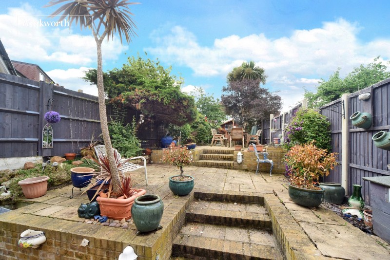 Fieldsend Road, Cheam, Sutton, SM3