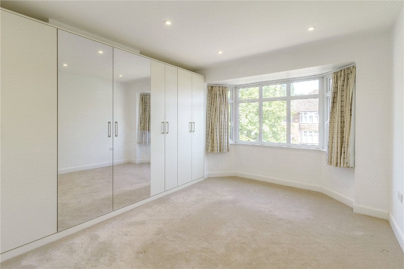 Oaklands Drive, Northampton, NN3