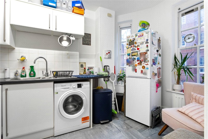 Club Row, London, E2