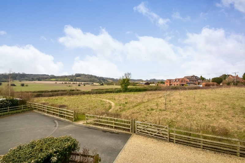Downs Close, Broughton, Stockbridge, Hampshire, SO20