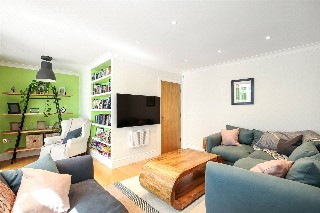 Thistledown Close, Winchester, Hampshire, SO22