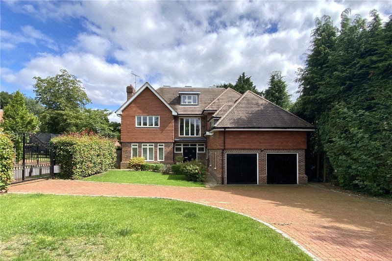 Park Grove, Knotty Green, Beaconsfield, HP9